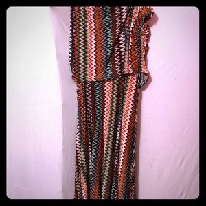 Zigzag print skirt with ruching side detail